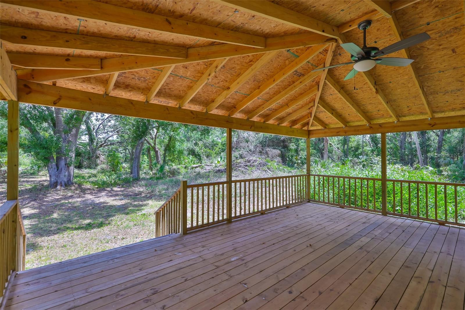 Image 15 of 38 For 2112 33rd Street Se