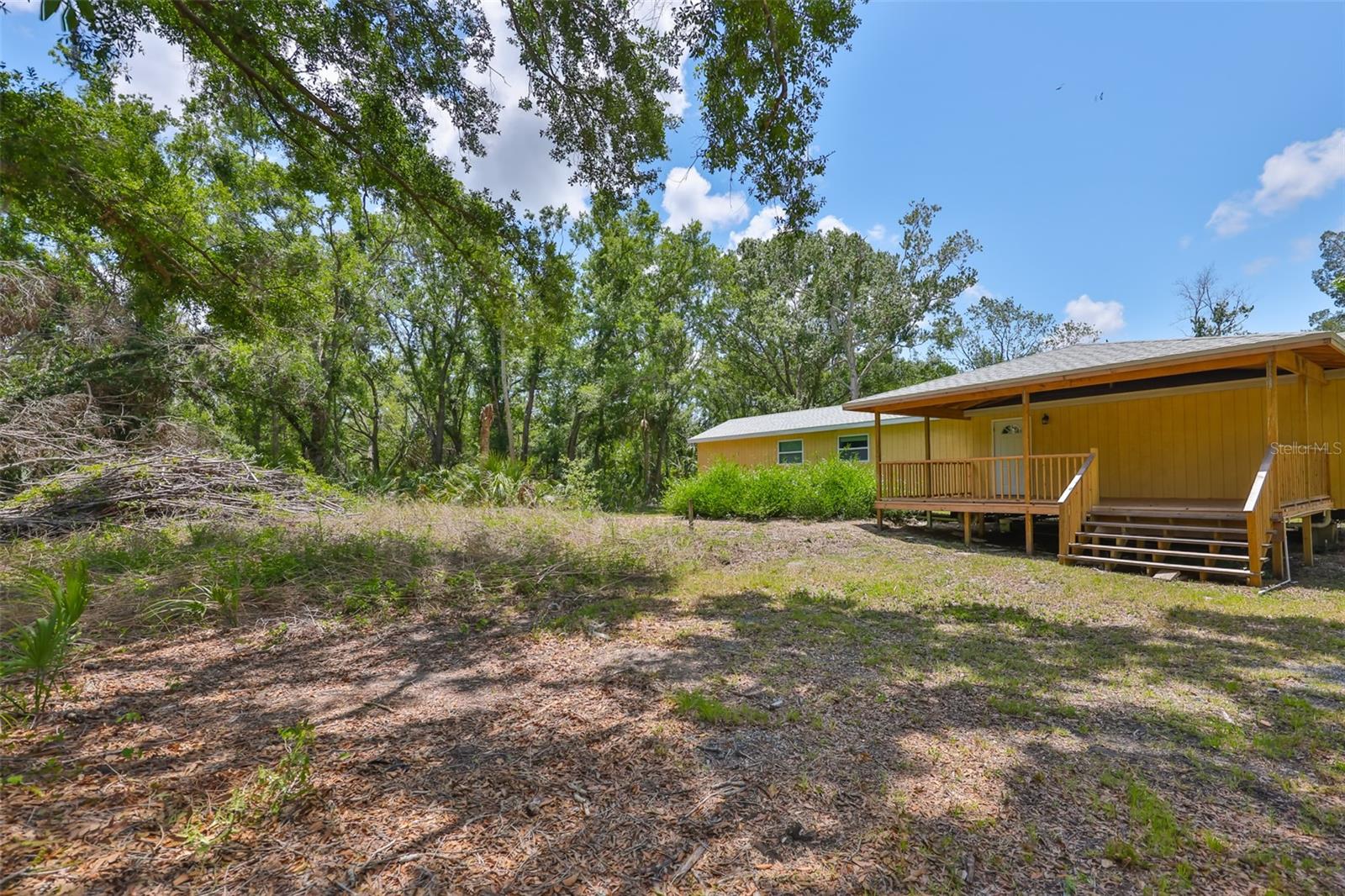 Image 16 of 38 For 2112 33rd Street Se