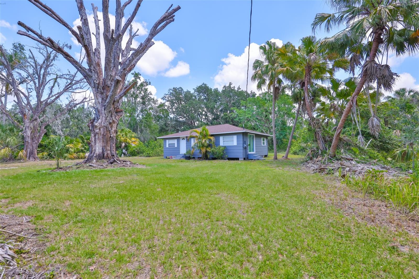 Image 21 of 38 For 2112 33rd Street Se