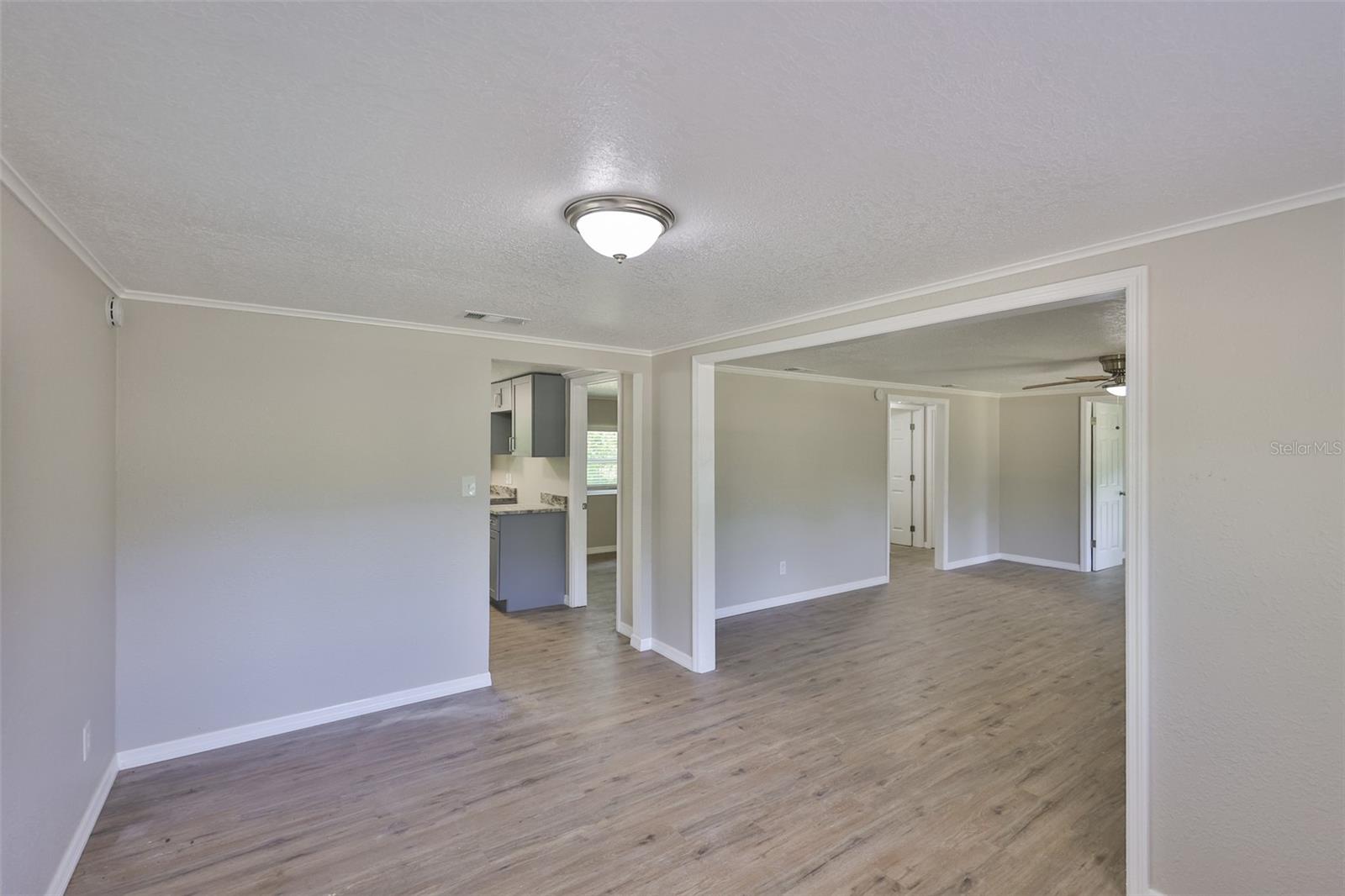 Image 25 of 38 For 2112 33rd Street Se