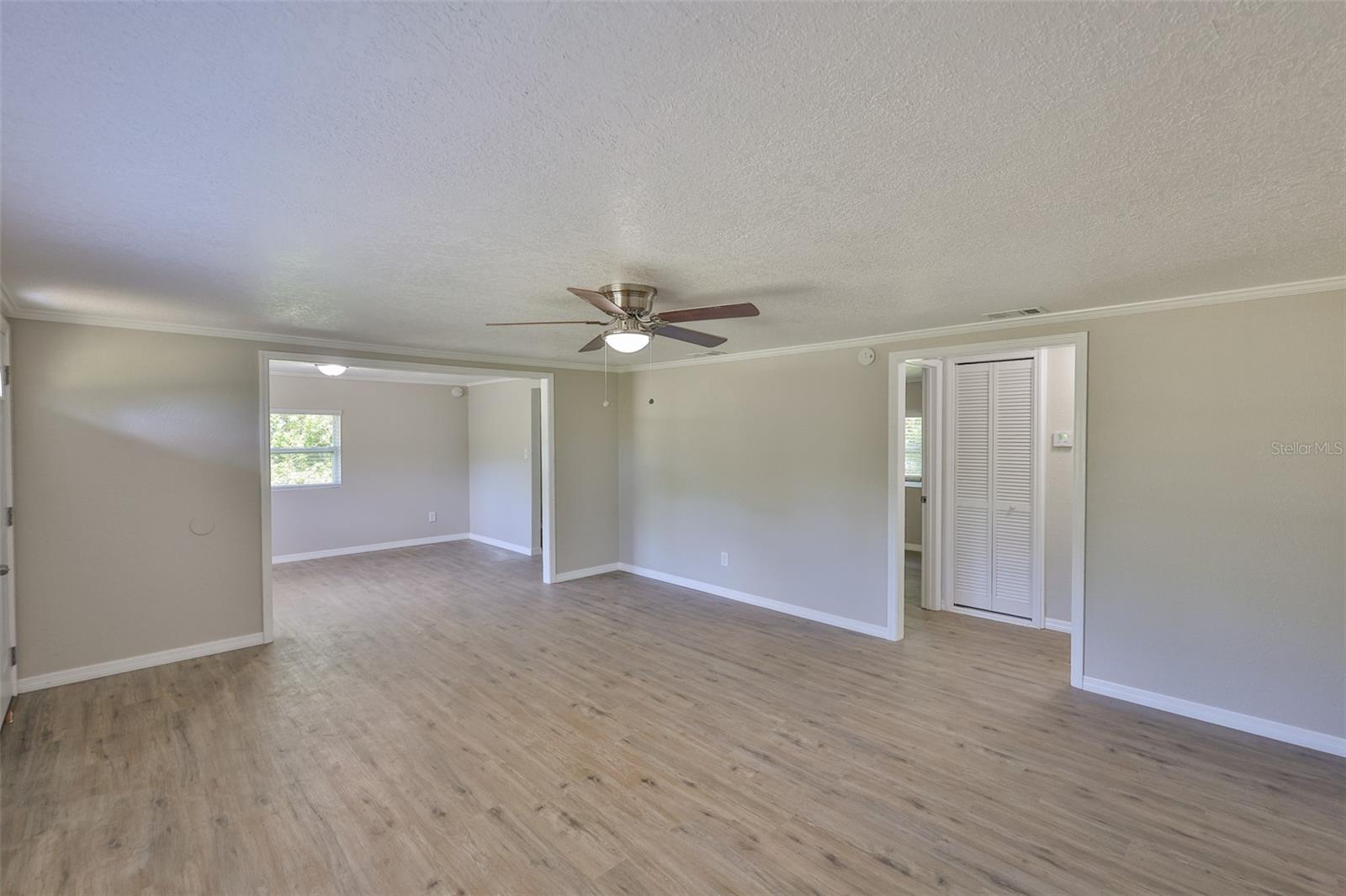 Image 26 of 38 For 2112 33rd Street Se