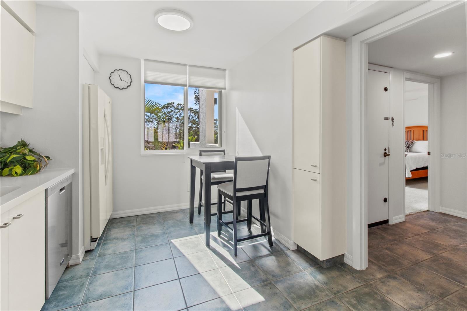 Image 12 of 58 For 829 Bayport Way 829