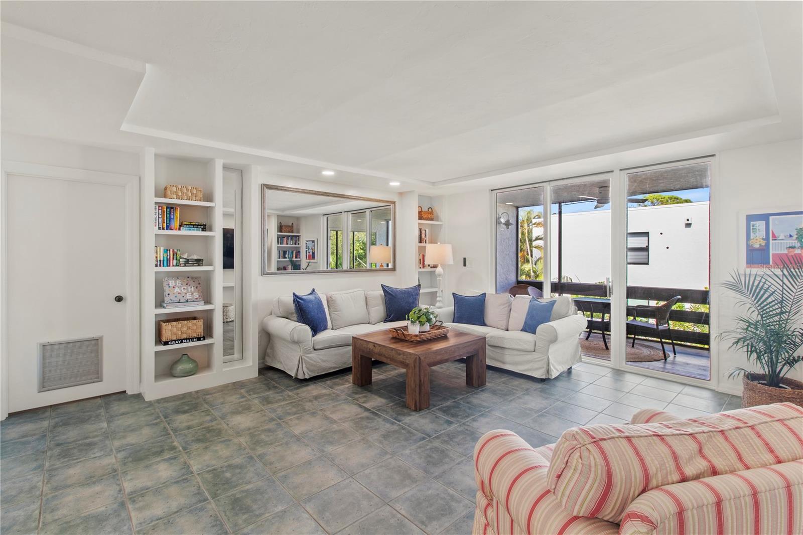 Image 15 of 58 For 829 Bayport Way 829