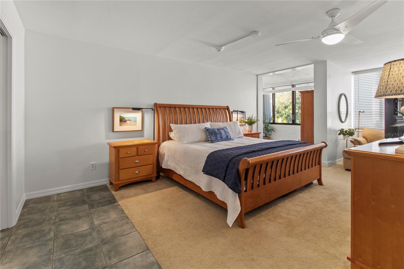 Image 19 of 58 For 829 Bayport Way 829