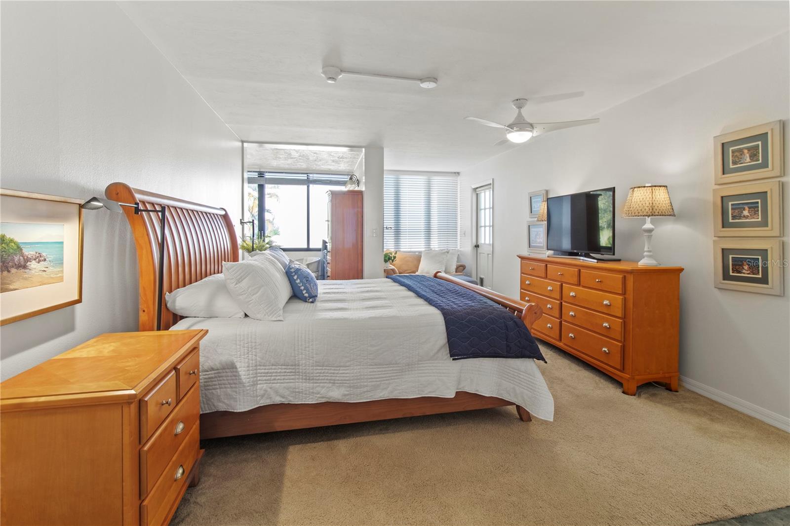 Image 20 of 58 For 829 Bayport Way 829