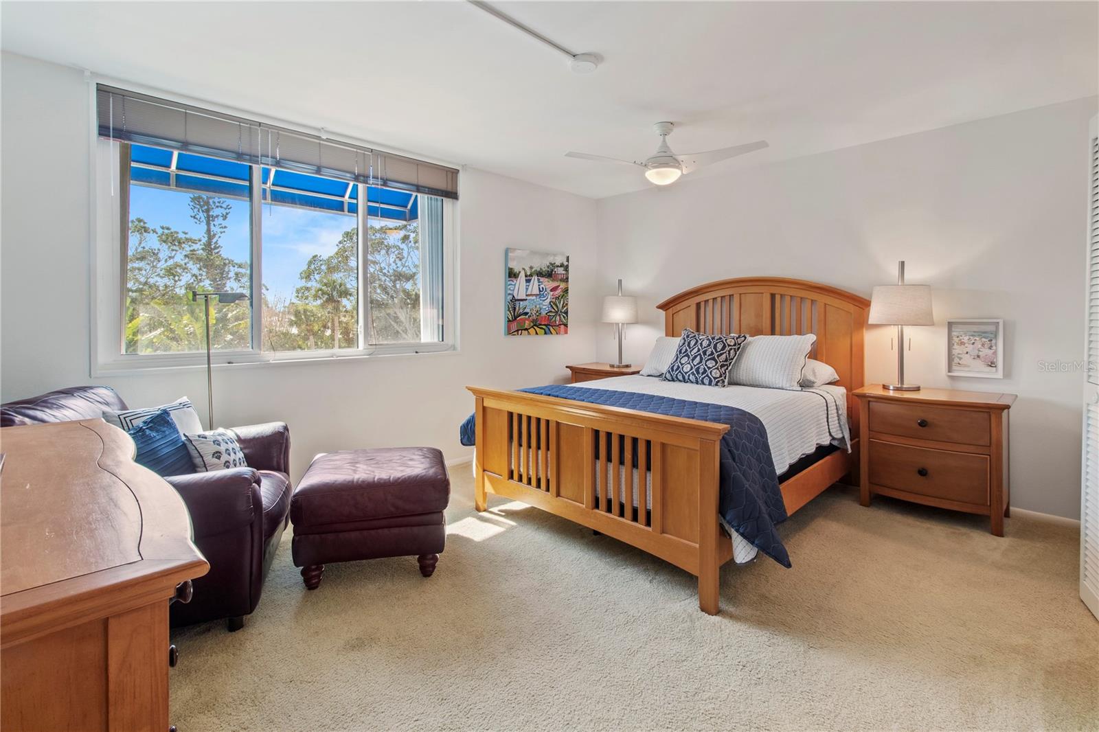 Image 26 of 58 For 829 Bayport Way 829