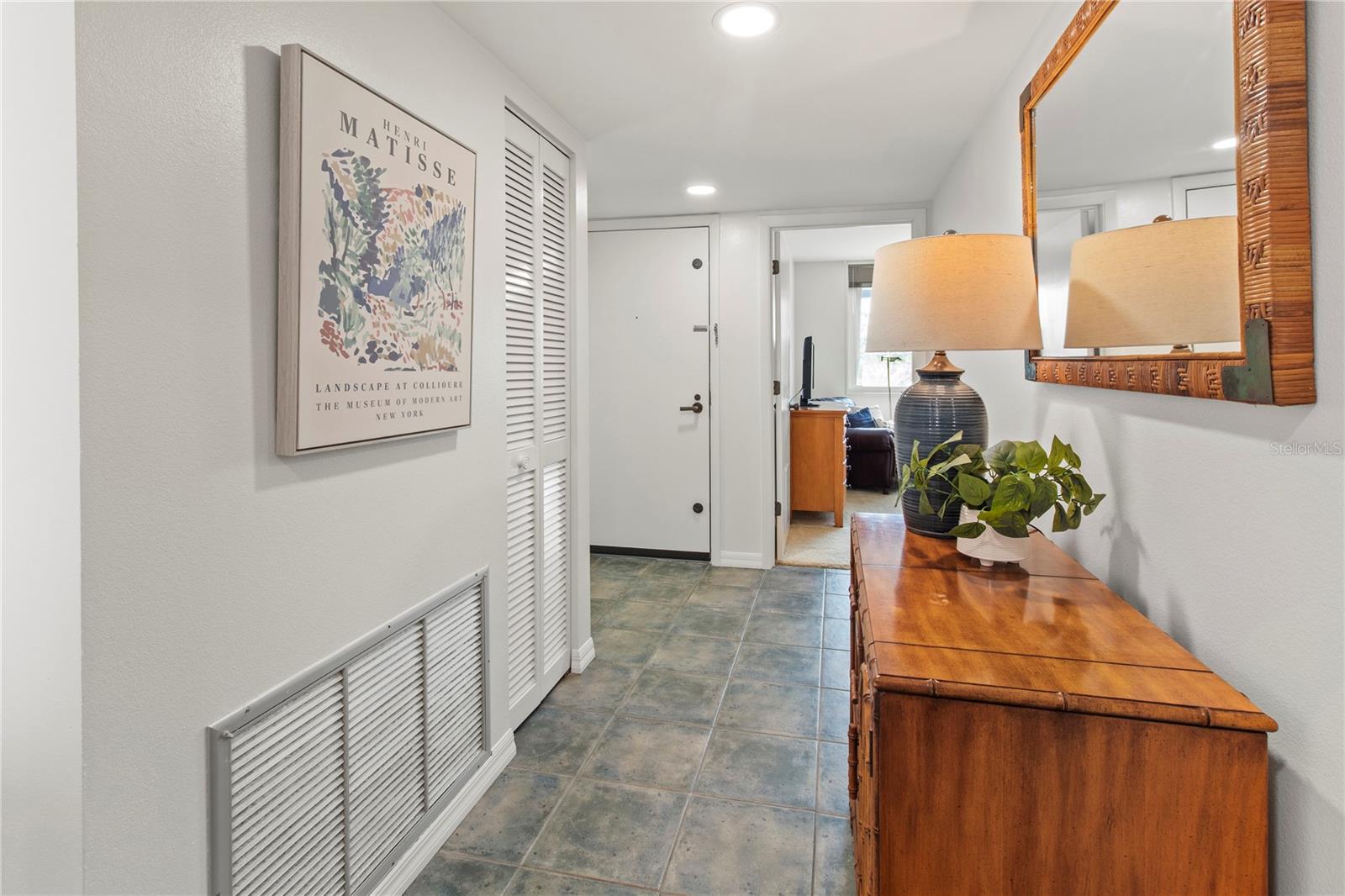 Image 7 of 58 For 829 Bayport Way 829