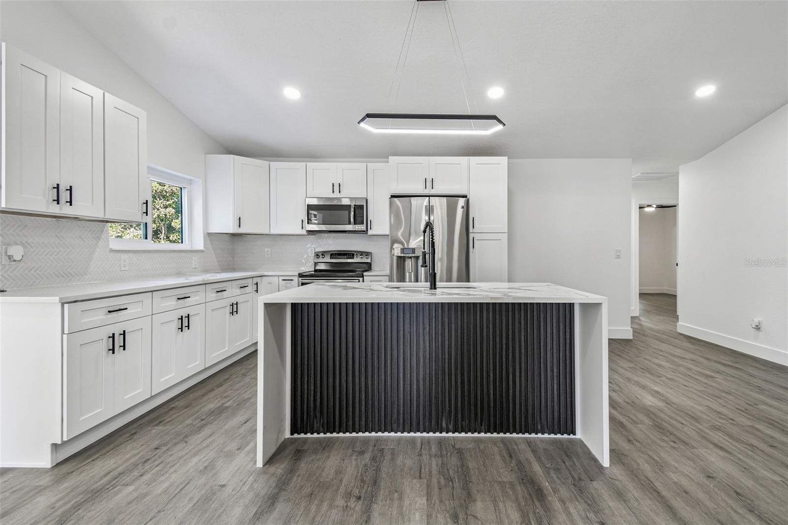 Image 23 of 86 For 10609 Out Island Drive