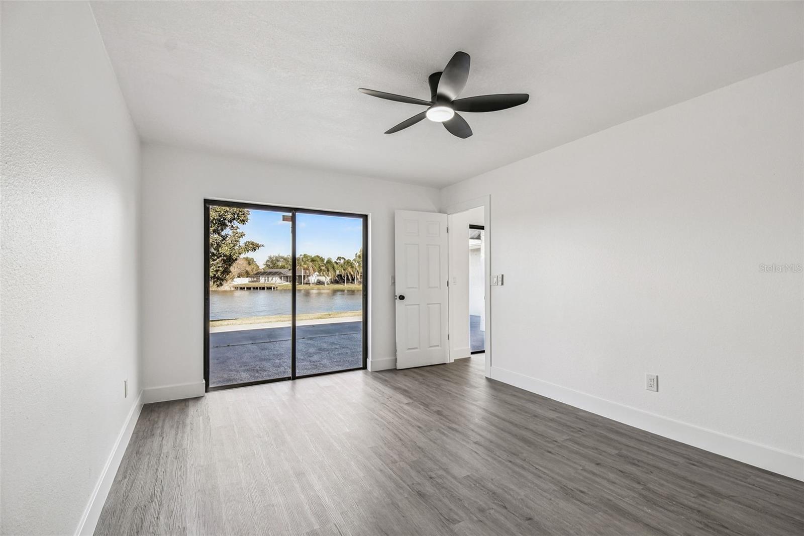 Image 51 of 86 For 10609 Out Island Drive