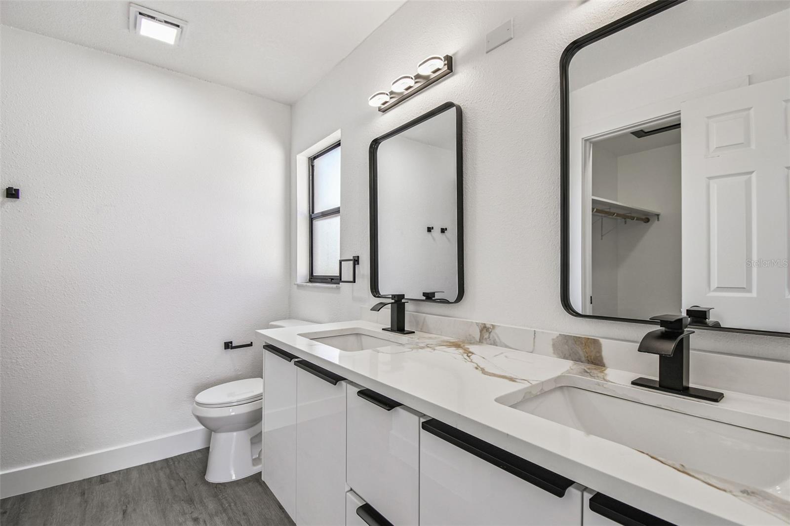 Image 53 of 86 For 10609 Out Island Drive