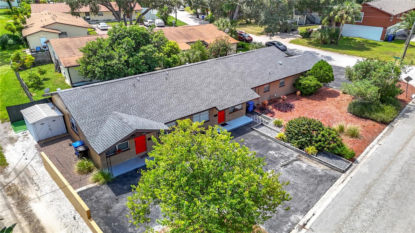 Details for 137 Jefferson Circle N, ST PETERSBURG, FL 33703