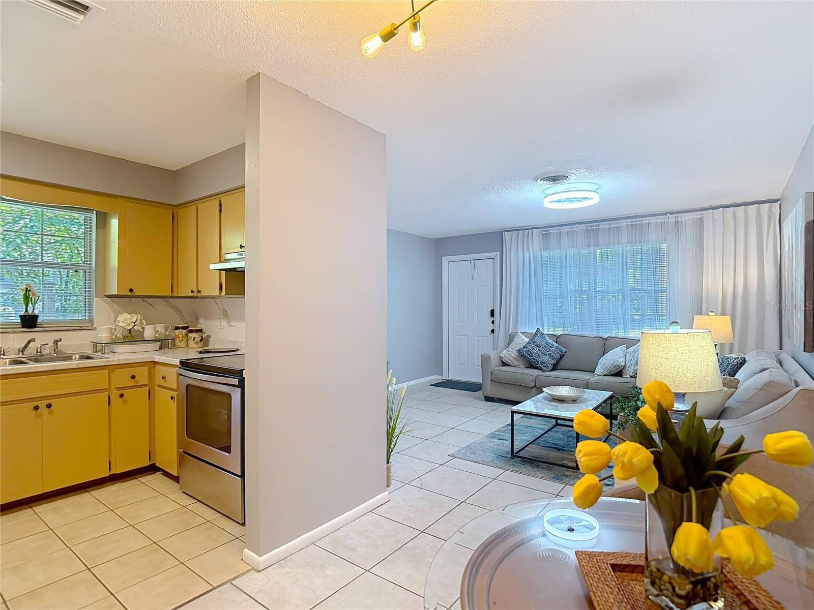 Image 13 of 23 For 137 Jefferson Circle N