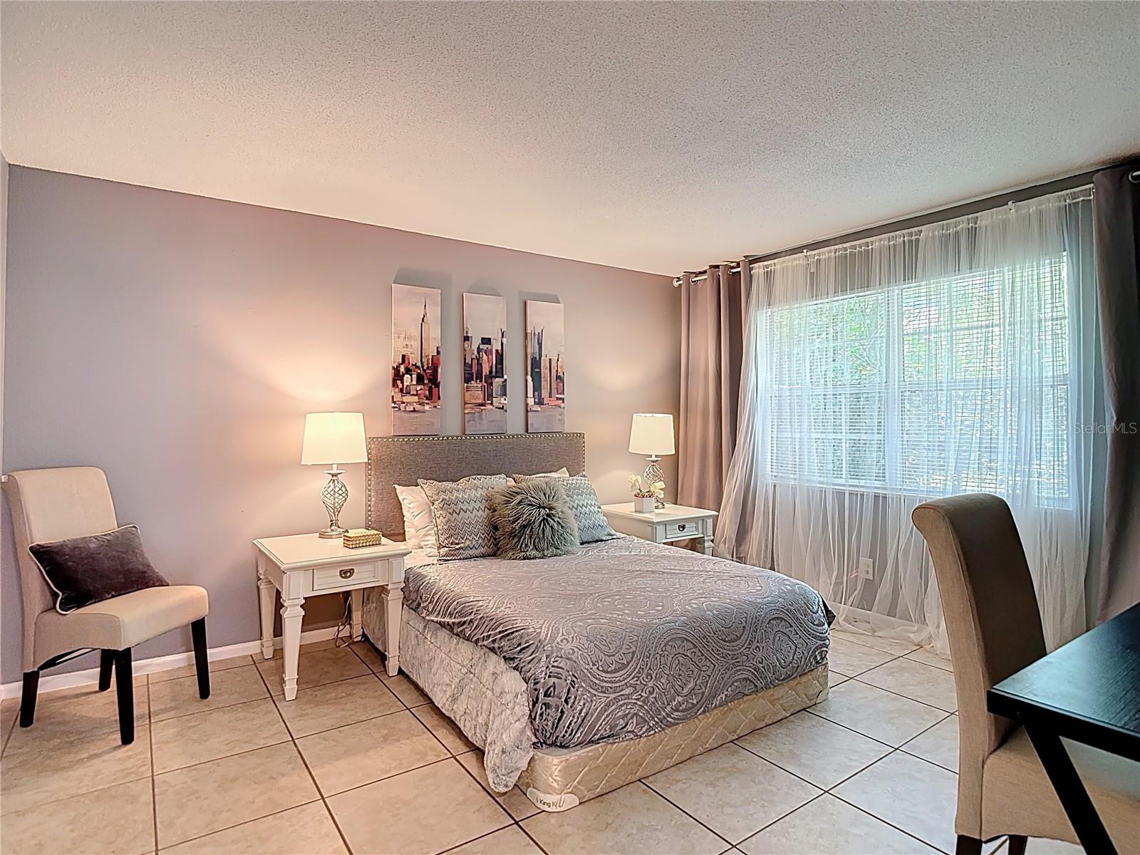 Image 18 of 23 For 137 Jefferson Circle N