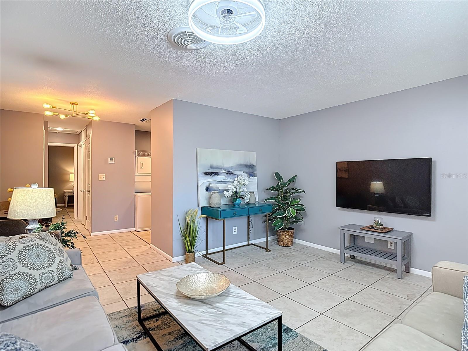 Image 9 of 23 For 137 Jefferson Circle N