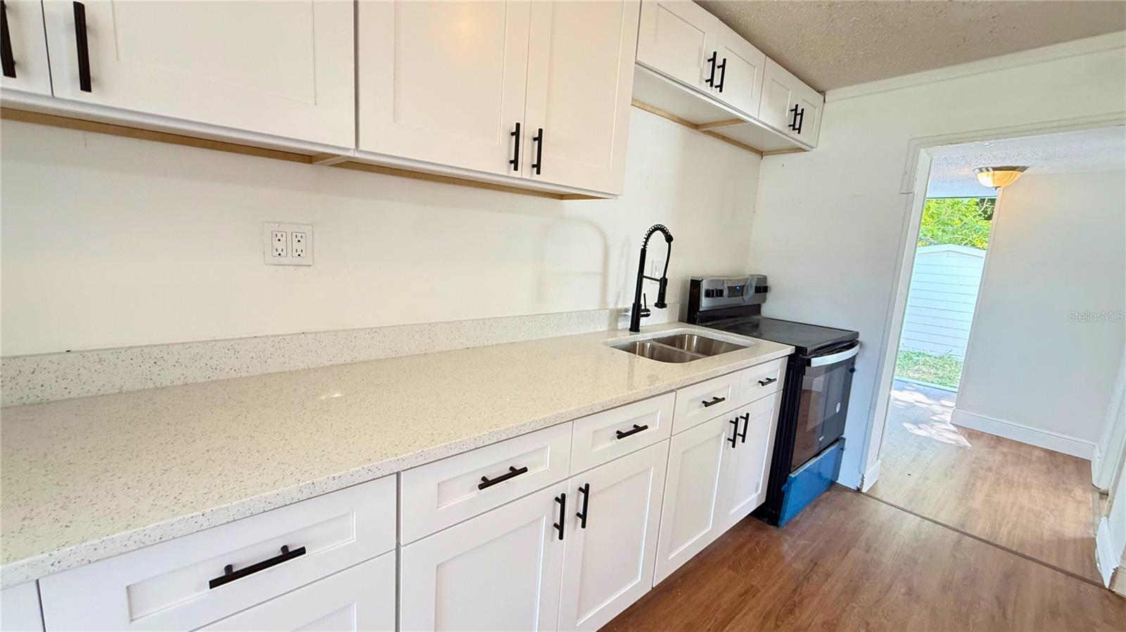 Image 7 of 16 For 4170 55th Avenue N