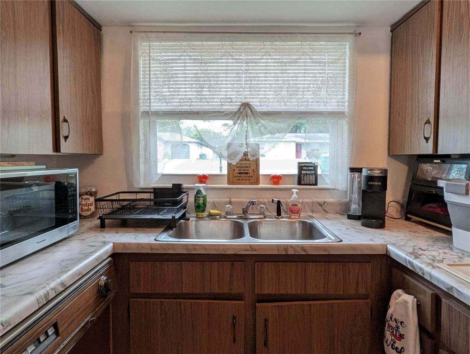 Image 10 of 38 For 618 Bell Avenue