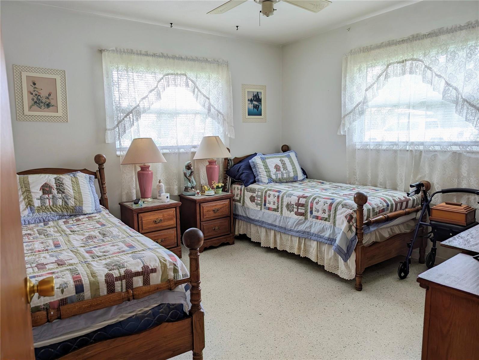 Image 19 of 38 For 618 Bell Avenue