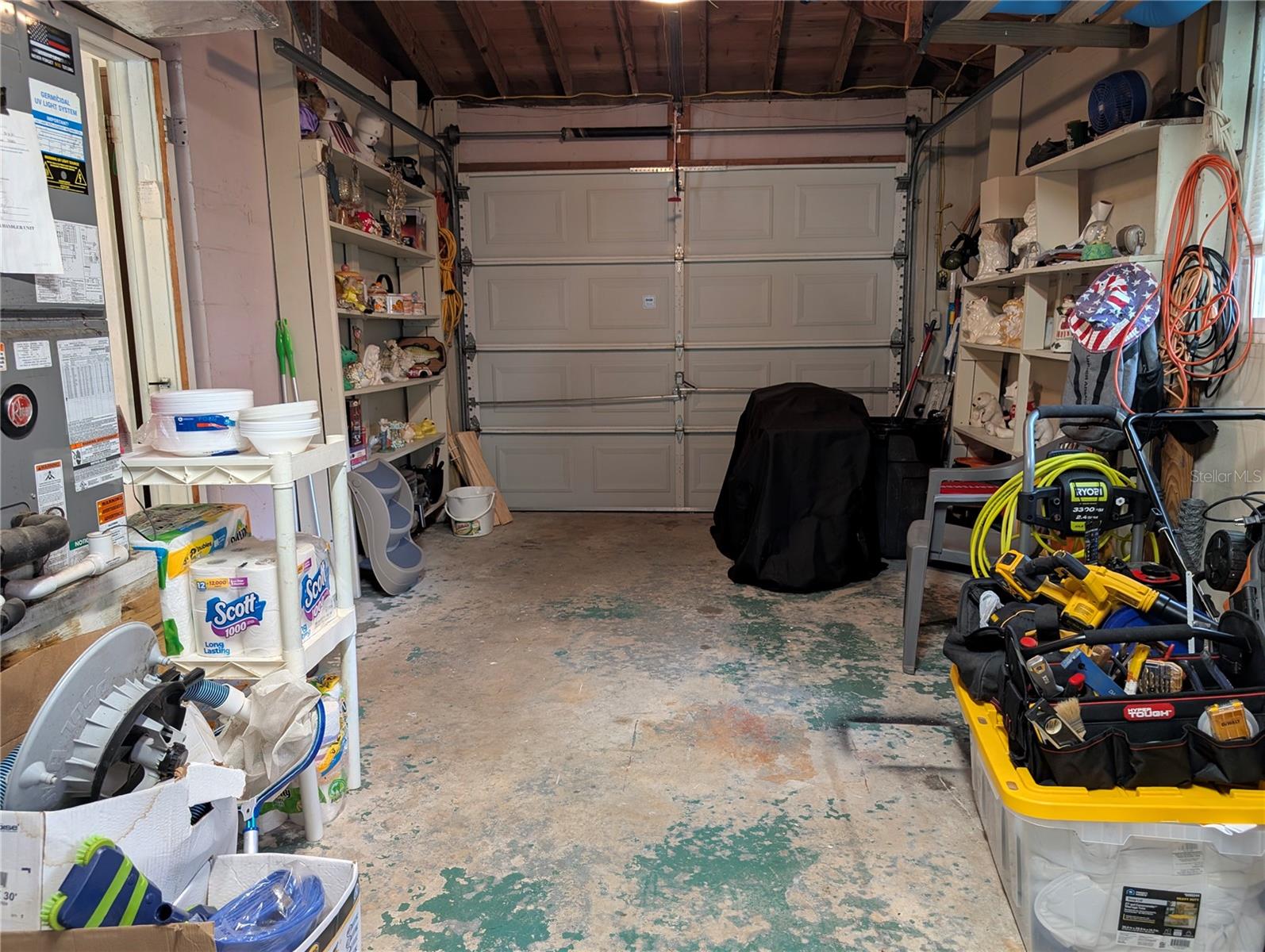 Image 24 of 38 For 618 Bell Avenue