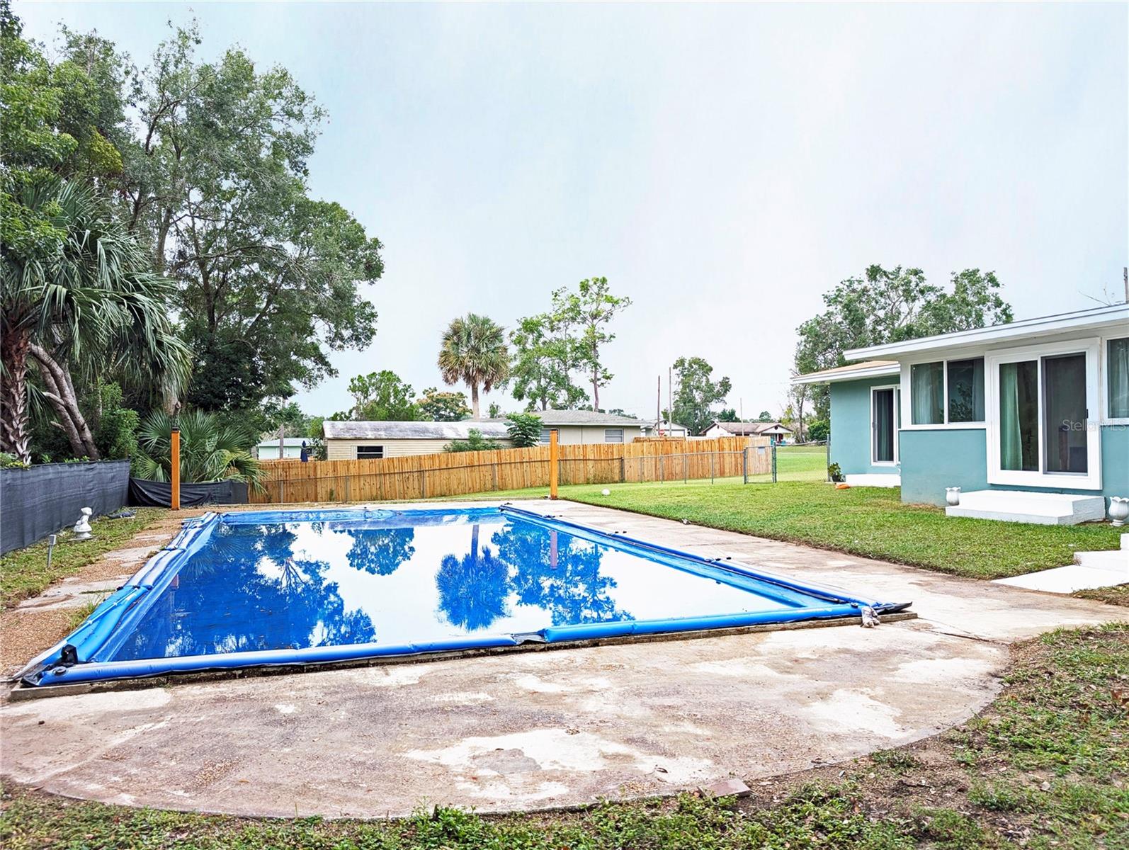 Image 28 of 38 For 618 Bell Avenue