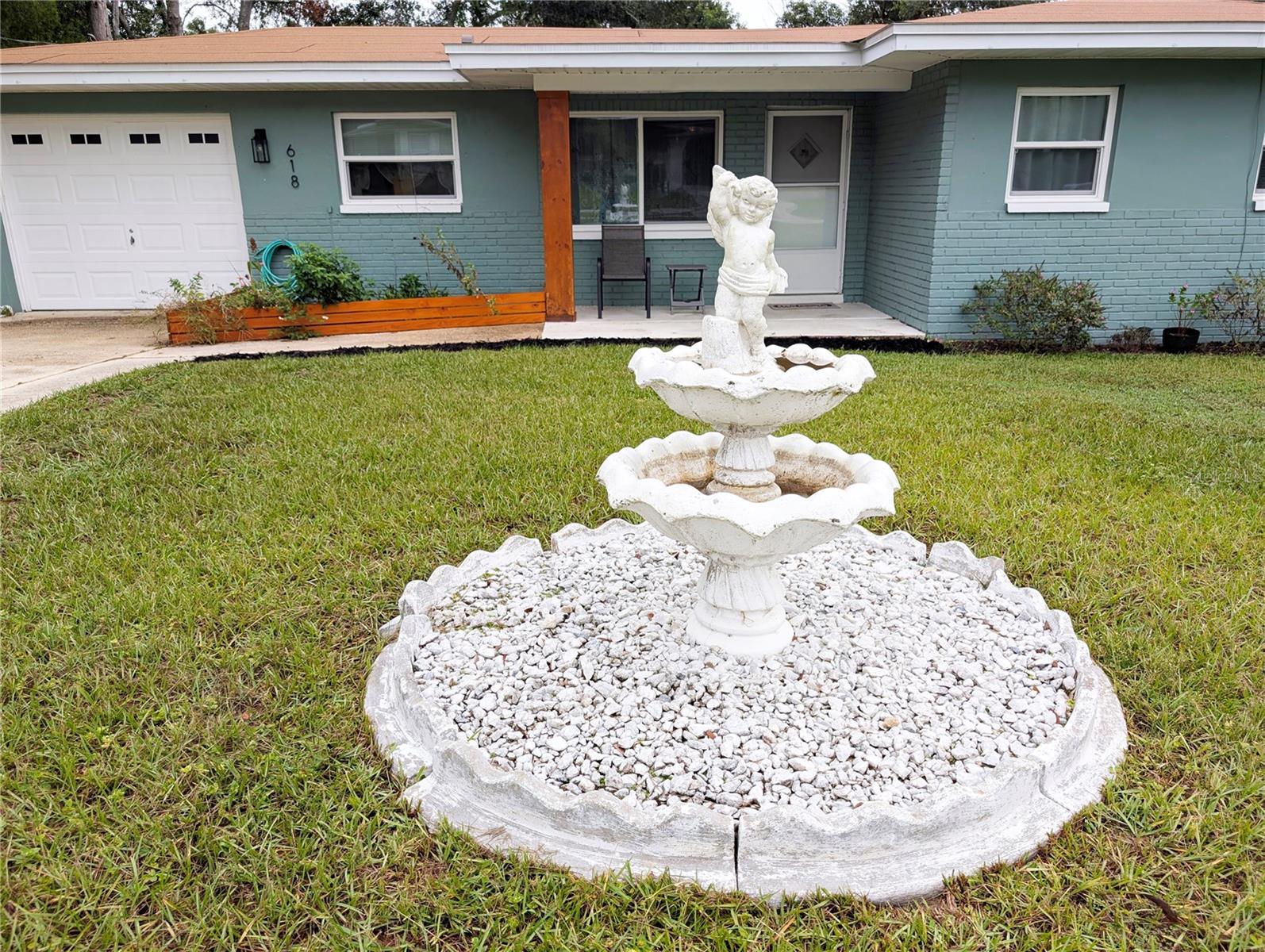 Image 34 of 38 For 618 Bell Avenue