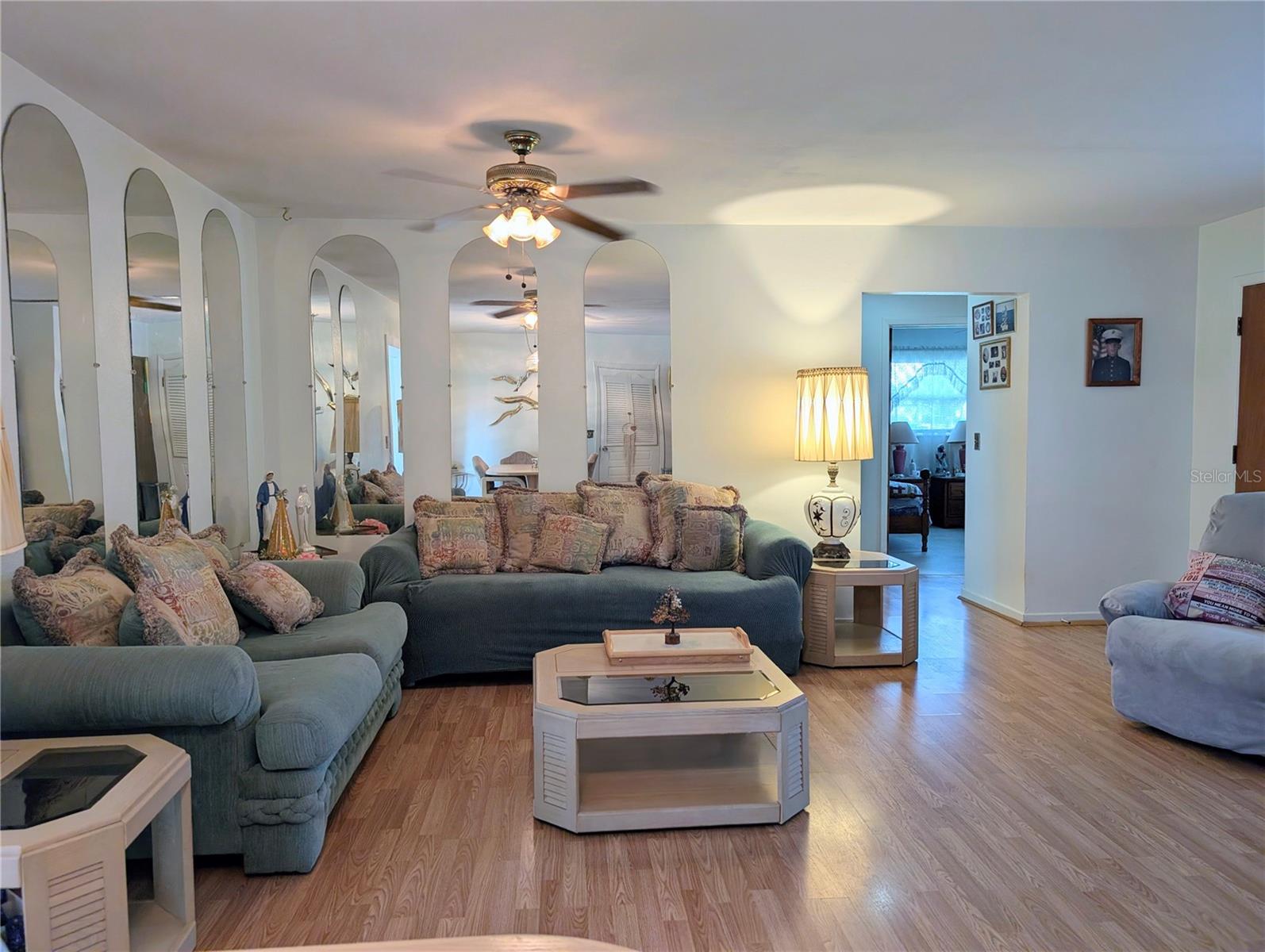 Image 5 of 38 For 618 Bell Avenue