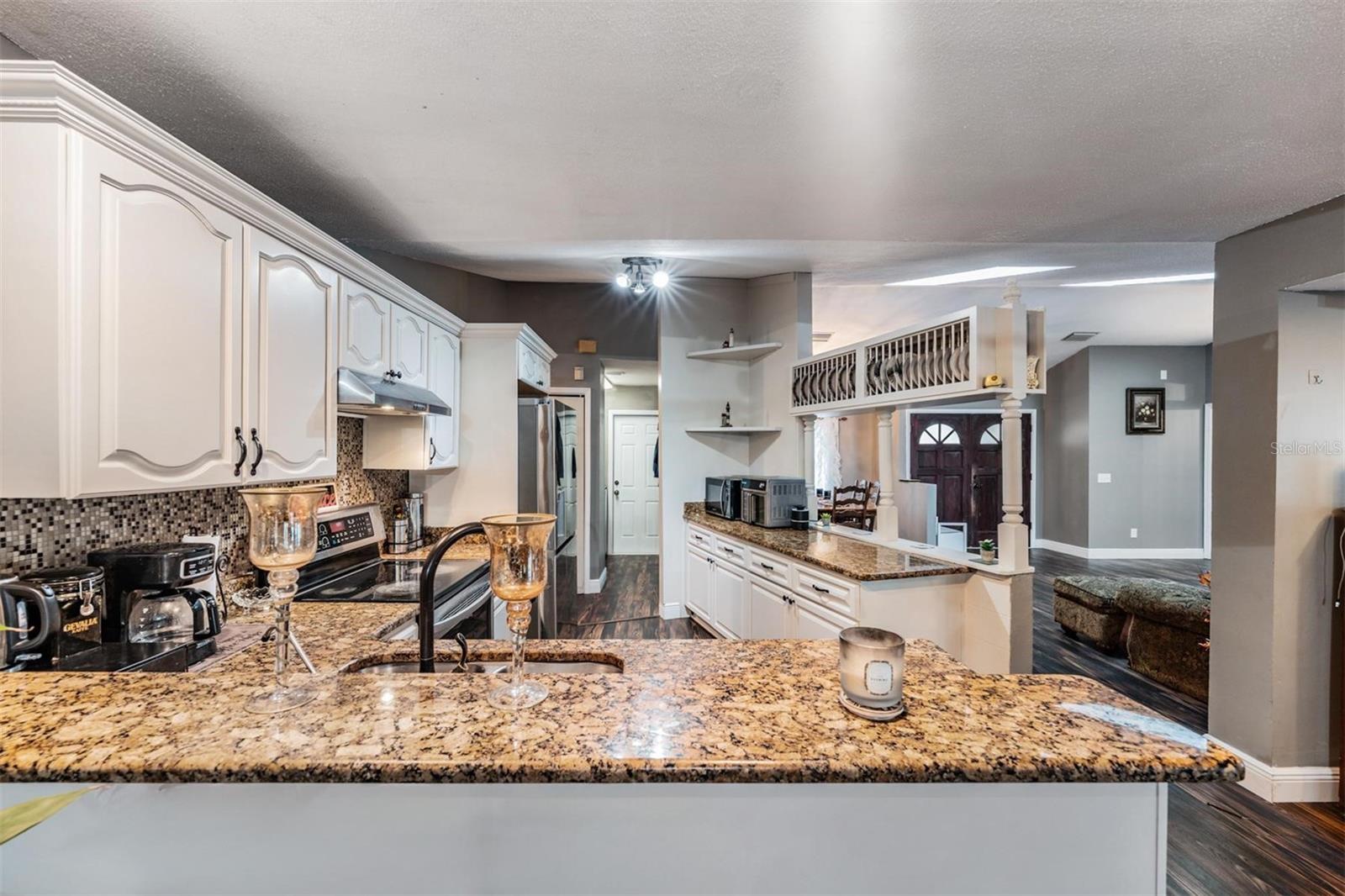 Image 15 of 39 For 1612 Carter Oaks Drive