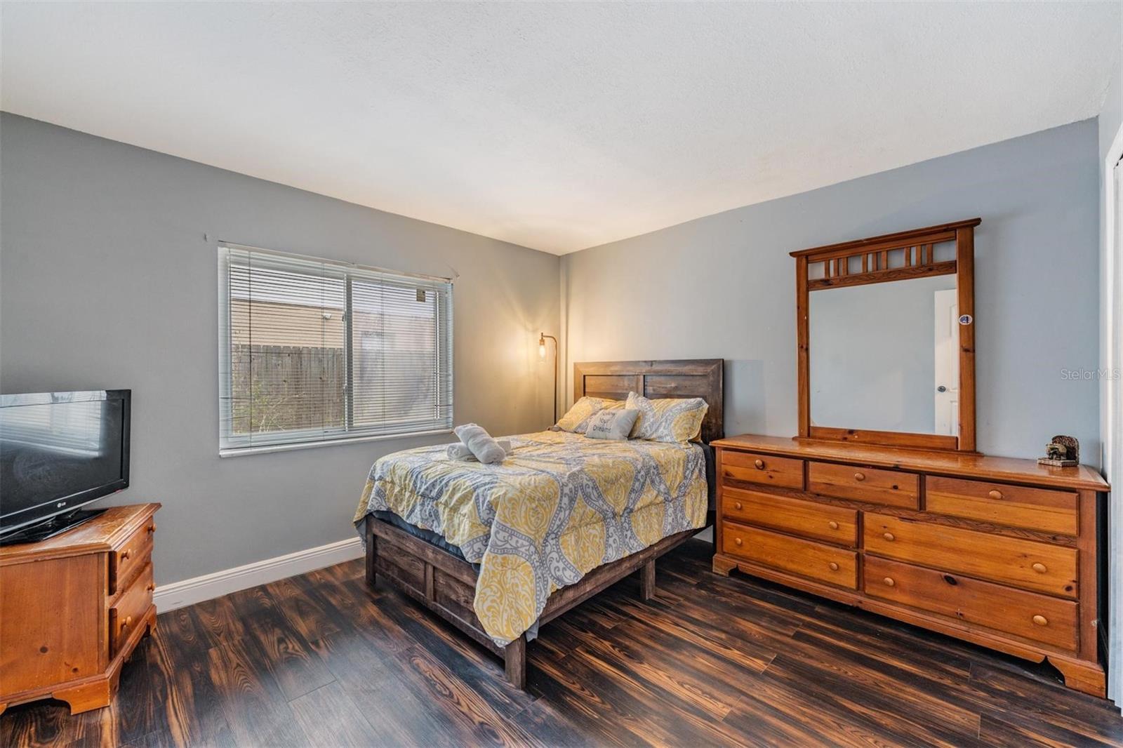 Image 26 of 39 For 1612 Carter Oaks Drive