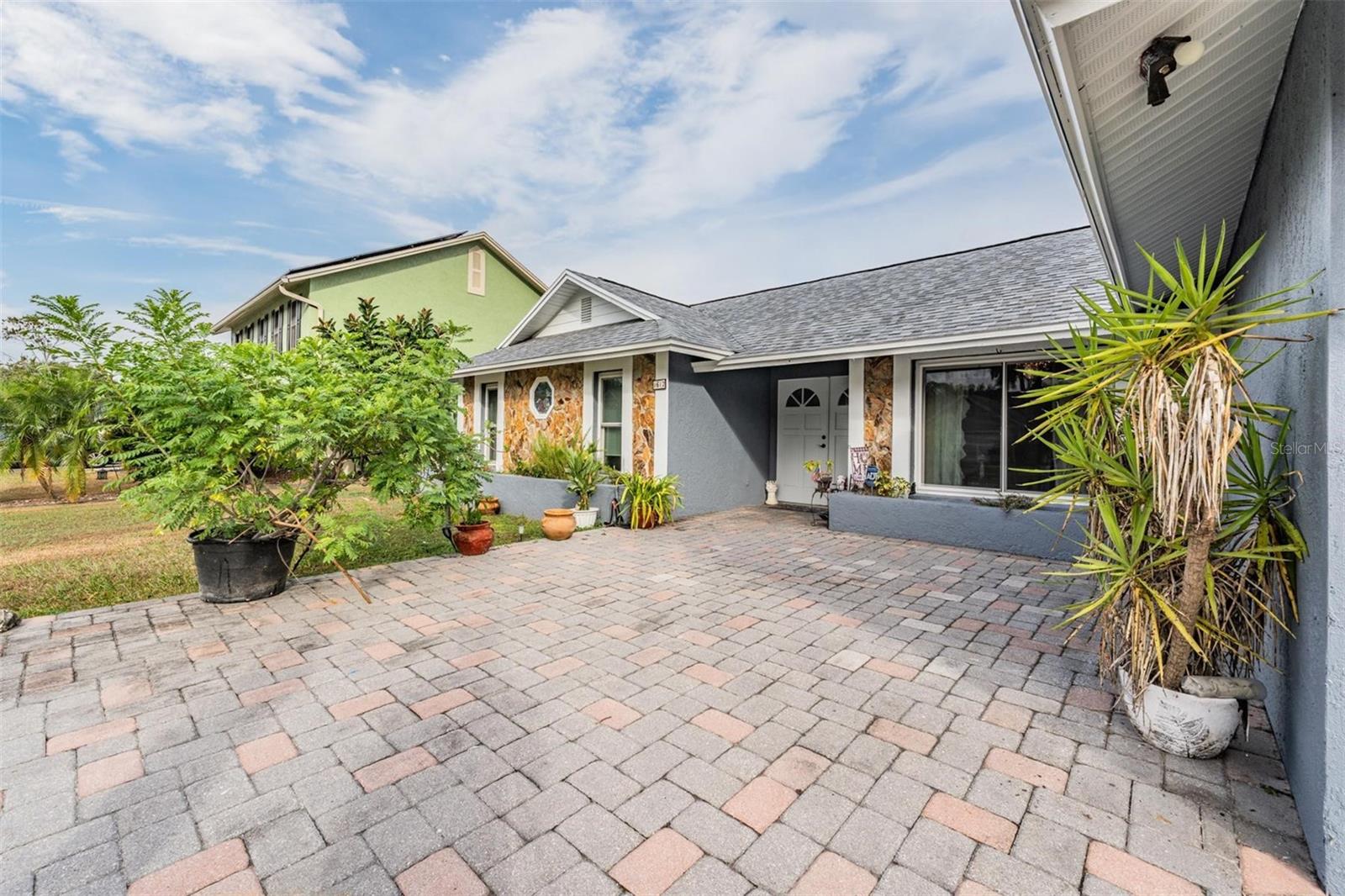 Image 4 of 39 For 1612 Carter Oaks Drive