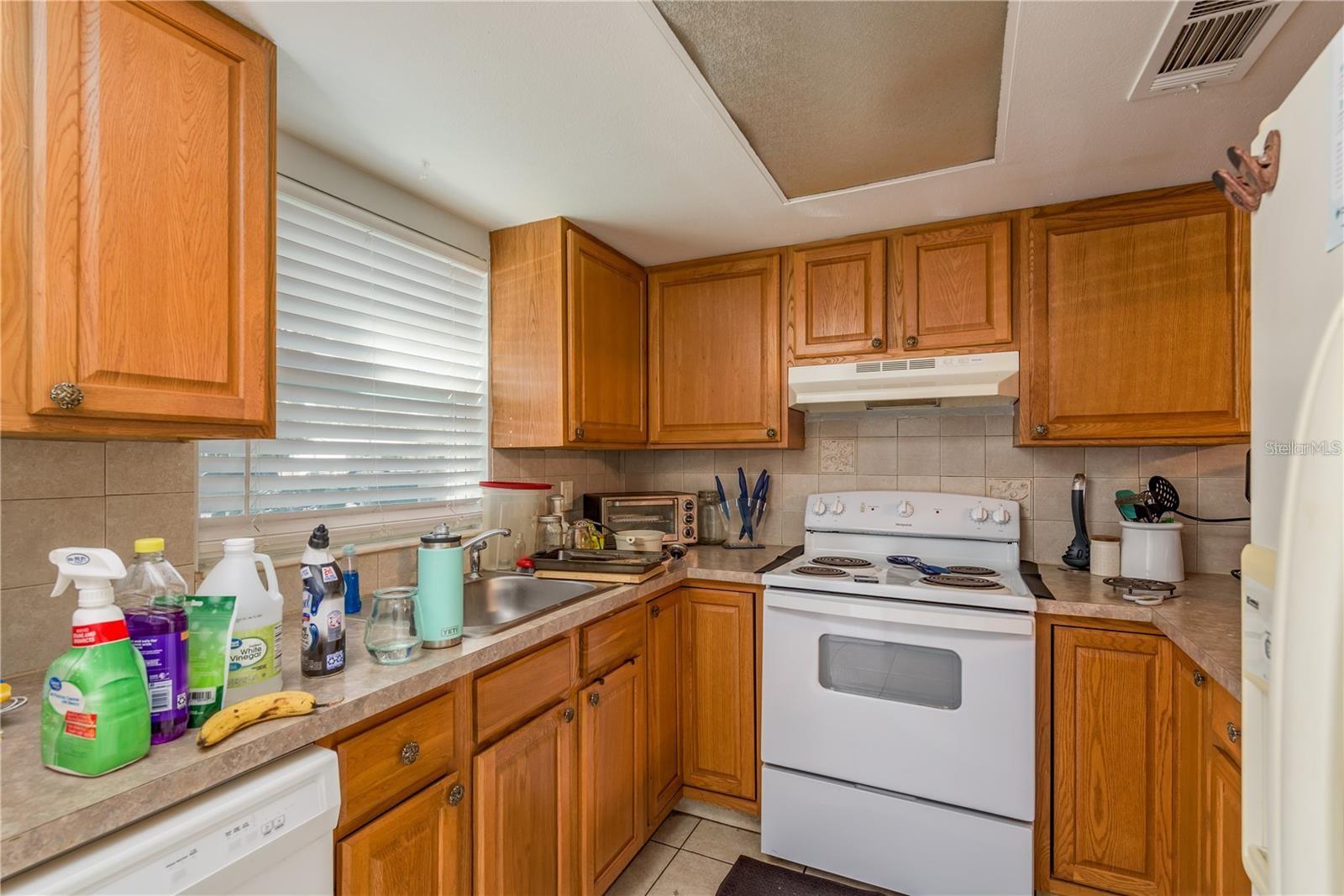 Image 10 of 58 For 2725 Belle Haven Drive