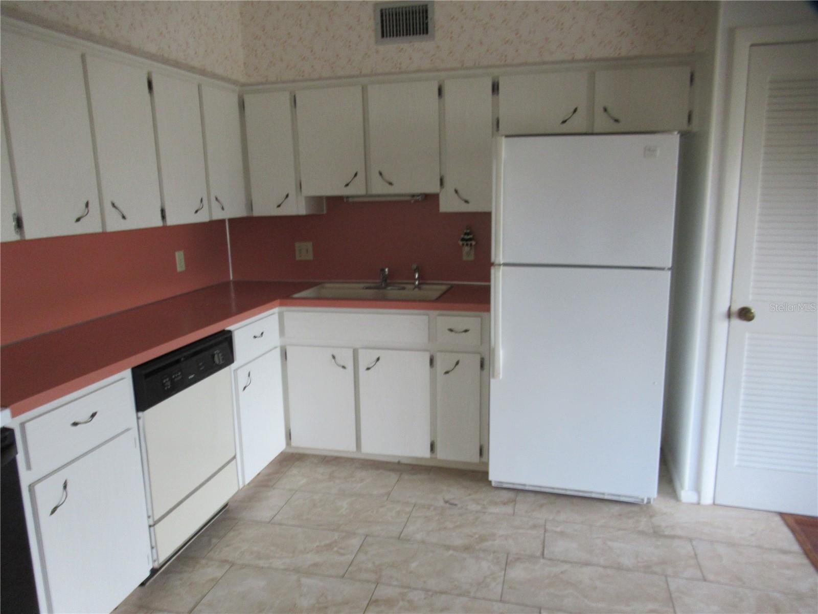 Image 13 of 24 For 2286 Norwegian  66