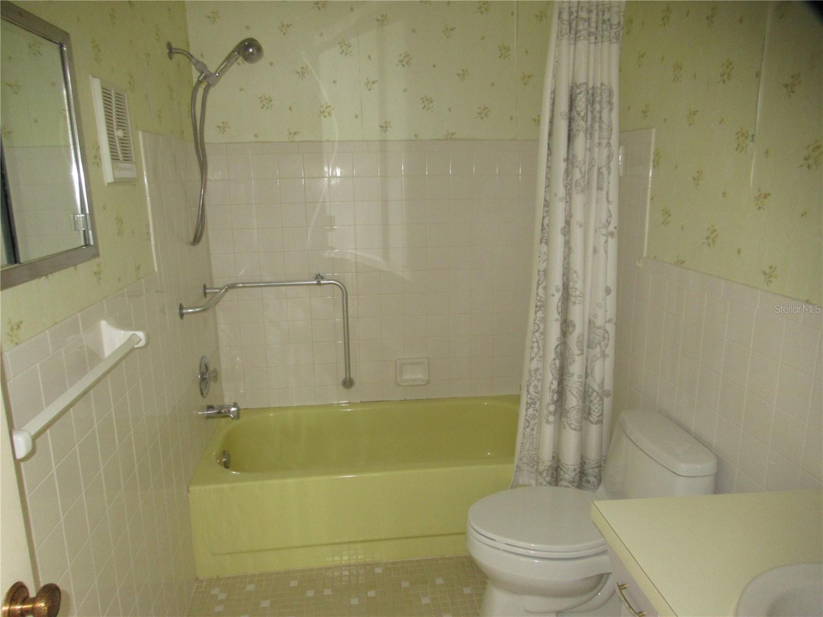 Image 18 of 24 For 2286 Norwegian  66