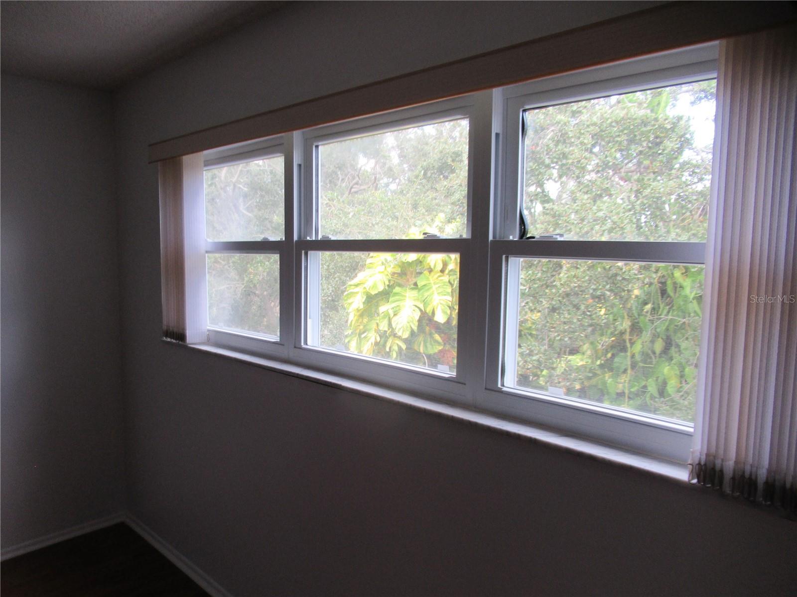 Image 22 of 24 For 2286 Norwegian  66