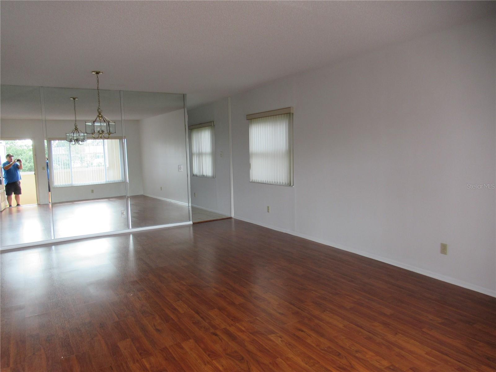 Image 3 of 24 For 2286 Norwegian  66