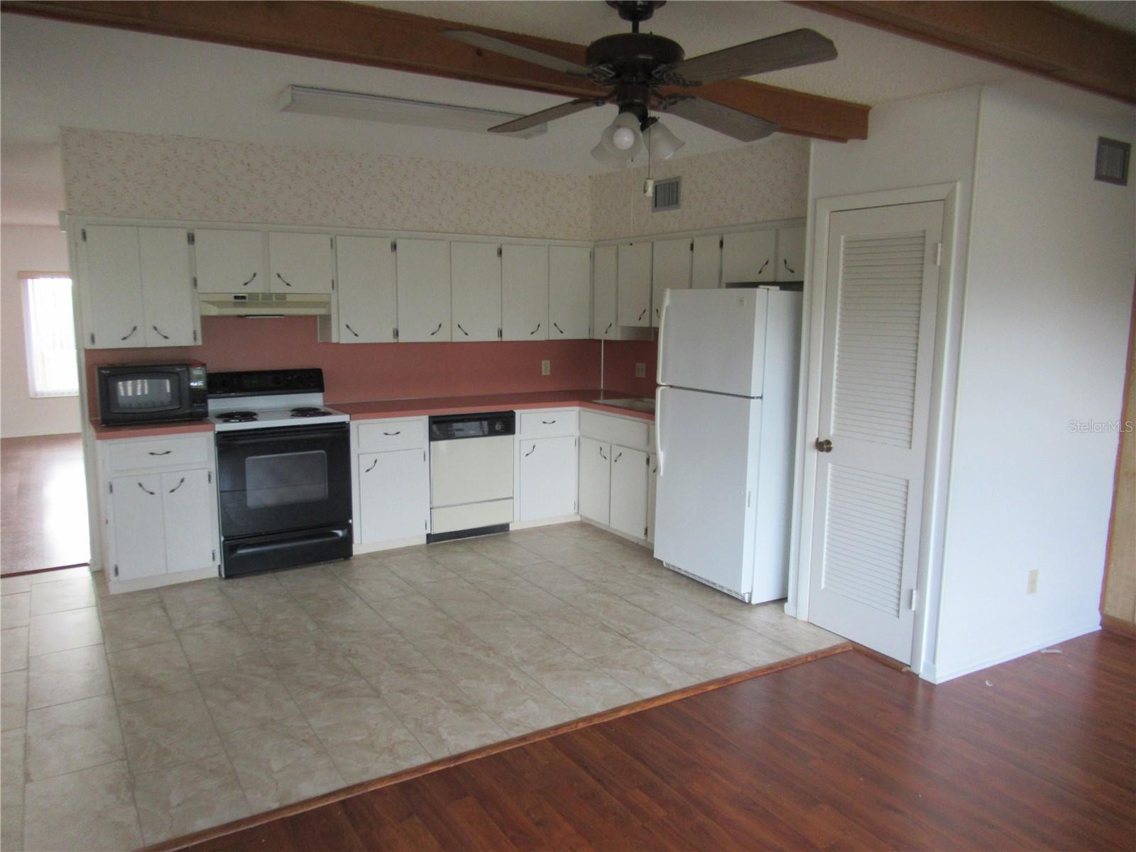 Image 9 of 24 For 2286 Norwegian  66