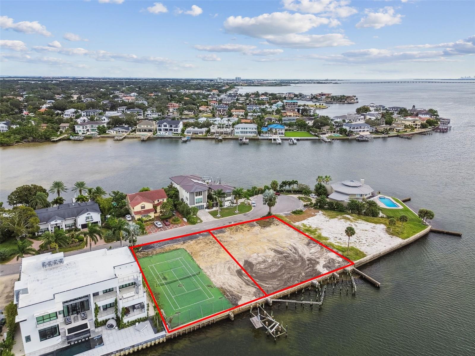 Listing photo id 4 for 5031 San Miguel Street