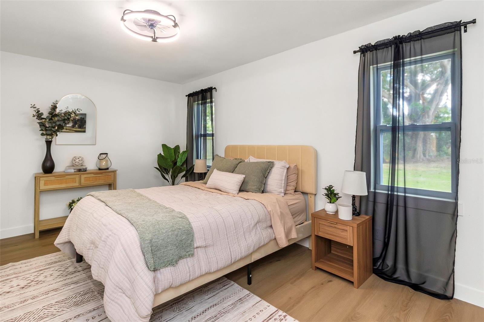 Image 15 of 31 For 1854 Elaine Drive