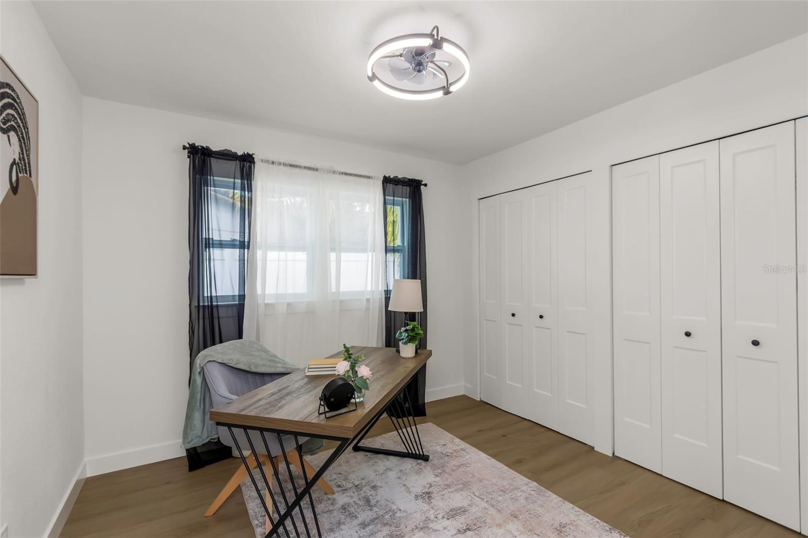 Image 21 of 31 For 1854 Elaine Drive