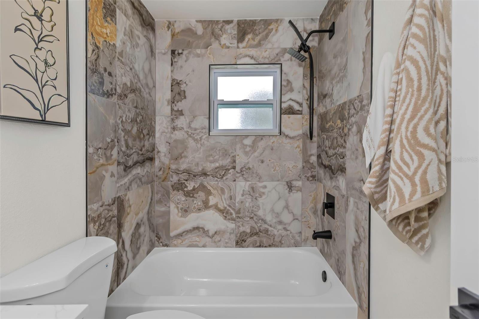 Image 25 of 31 For 1854 Elaine Drive