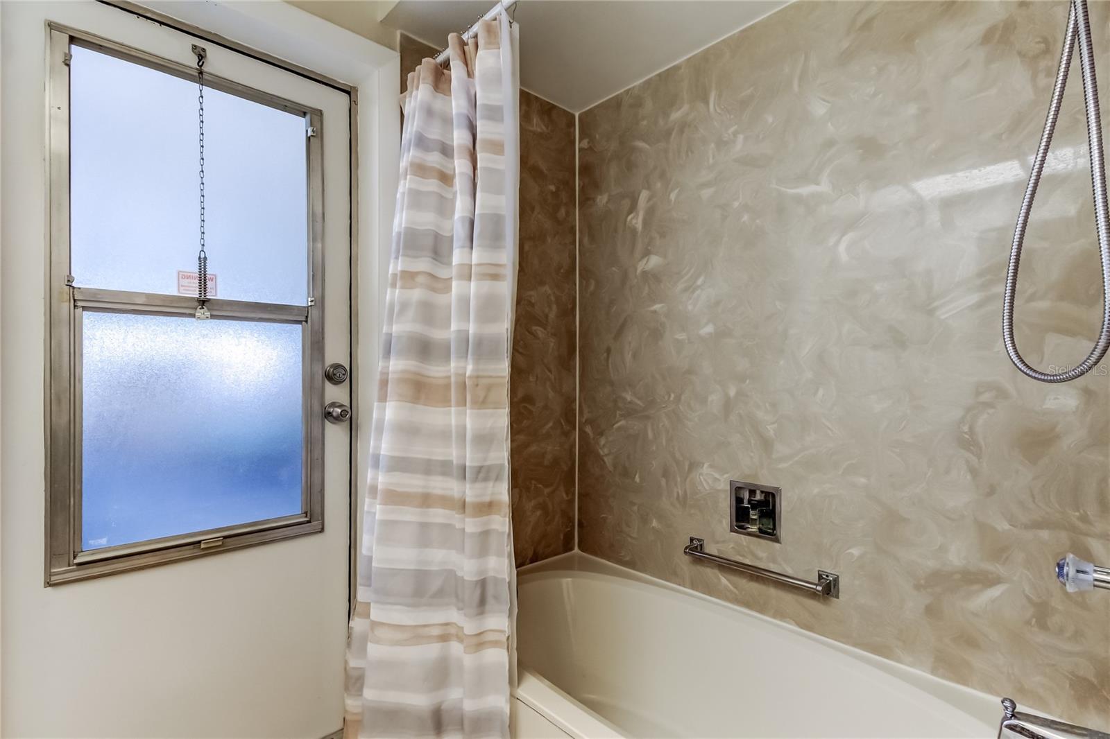 Image 18 of 22 For 2652 Concorde Court