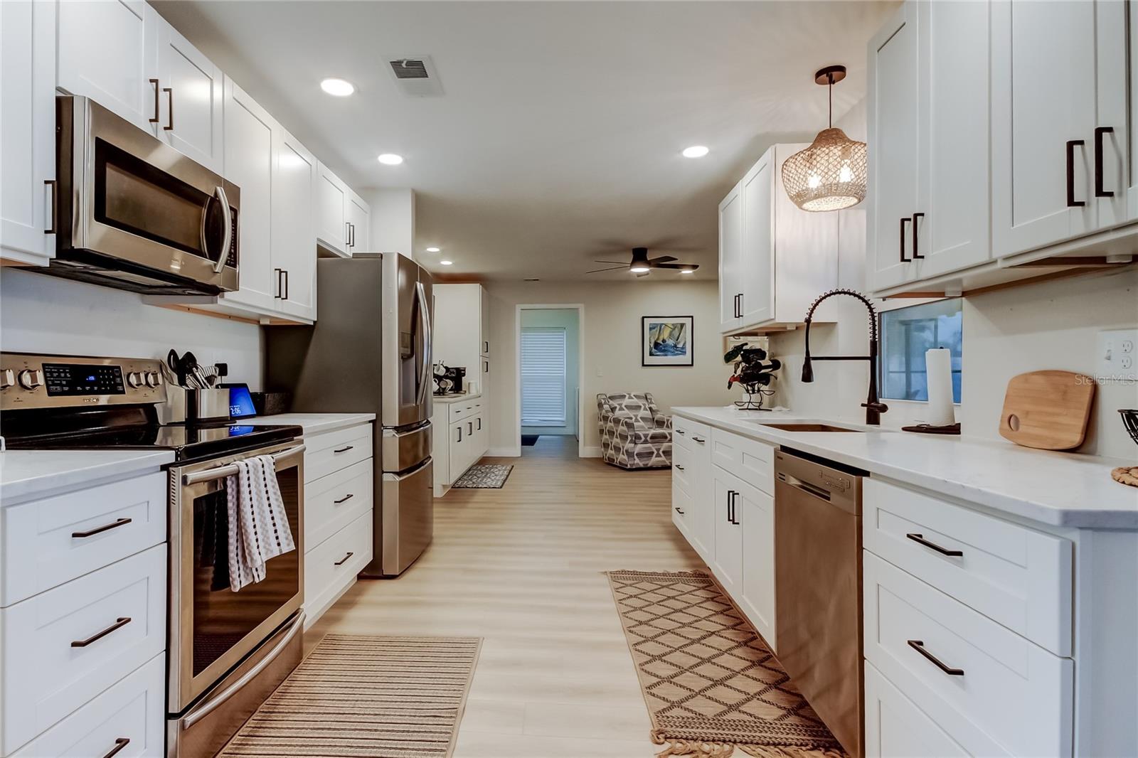 Image 3 of 22 For 2652 Concorde Court