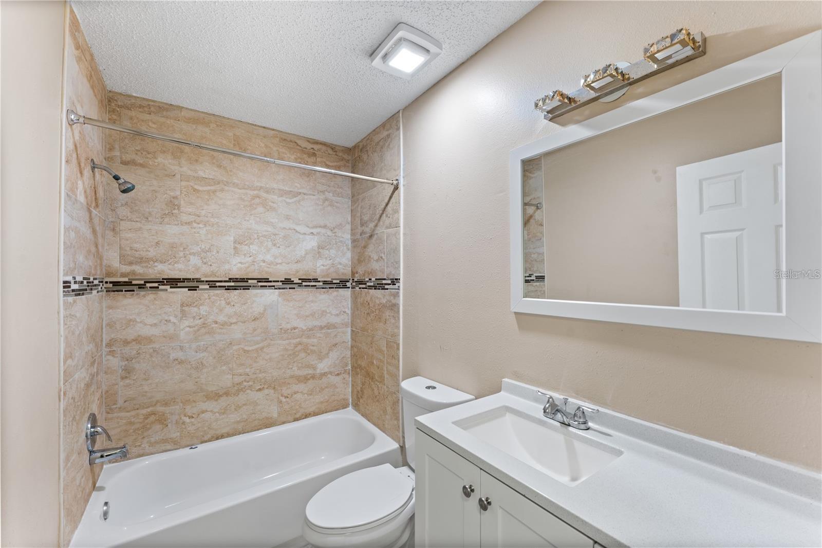 Image 20 of 30 For 2928 Bancroft Cir Circle E E