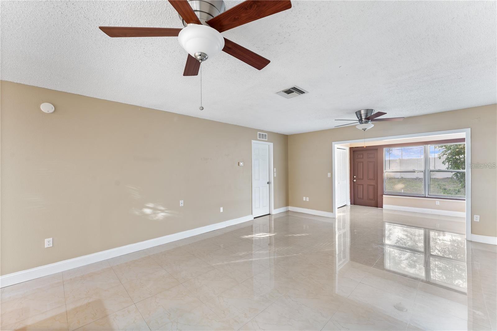 Image 8 of 30 For 2928 Bancroft Cir Circle E E