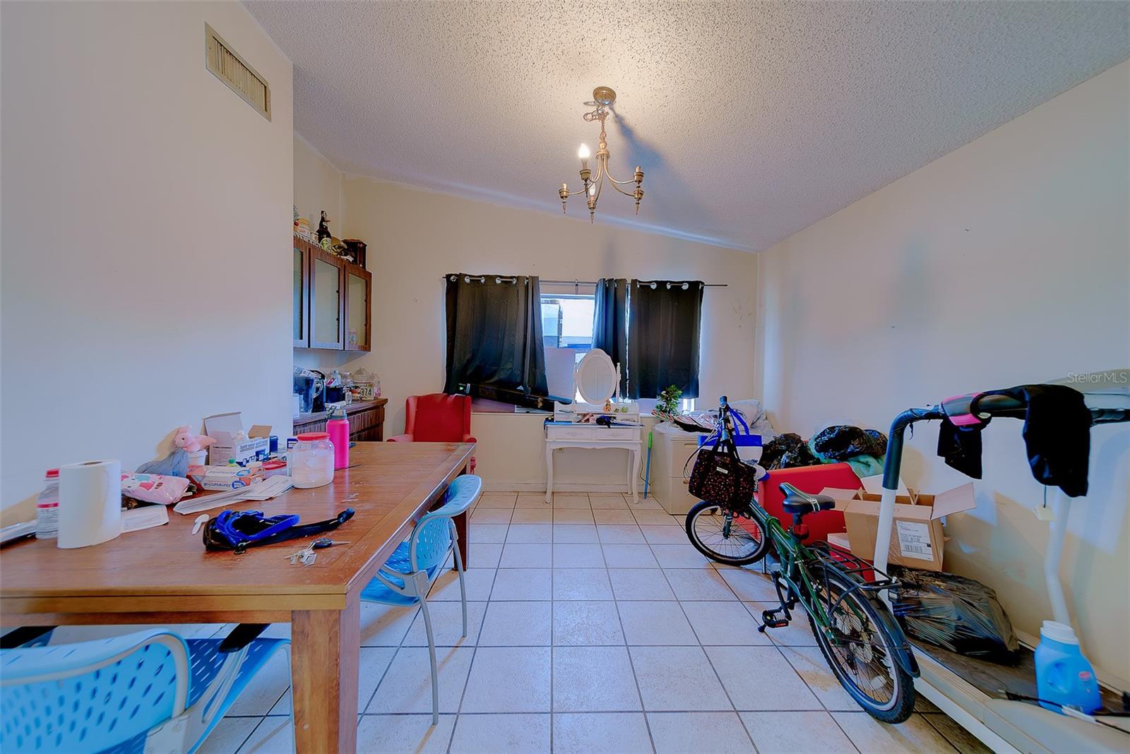 Image 10 of 40 For 7833 Bristol Court