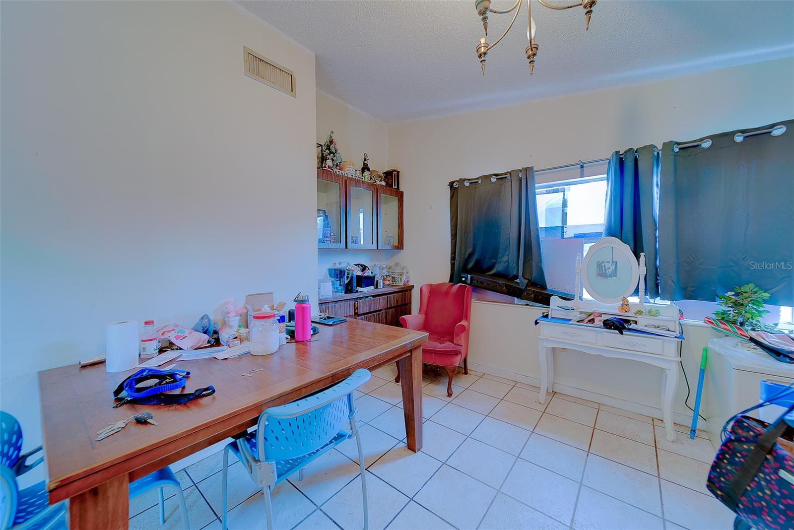 Image 11 of 40 For 7833 Bristol Court