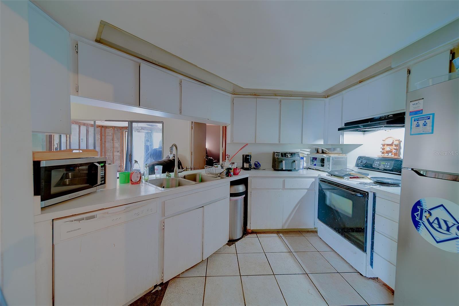 Image 12 of 40 For 7833 Bristol Court