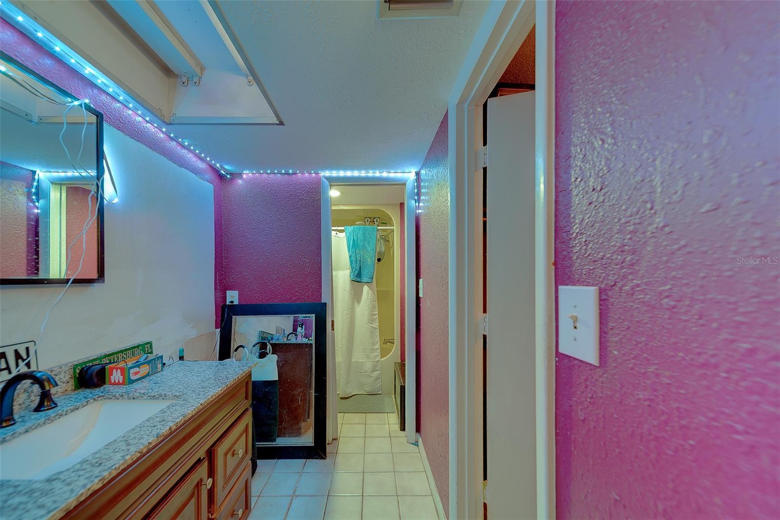 Image 19 of 40 For 7833 Bristol Court