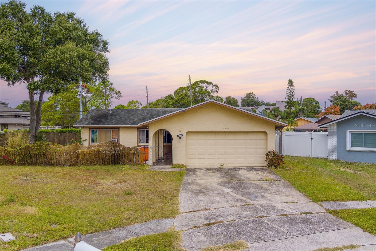 Image 28 of 40 For 7833 Bristol Court