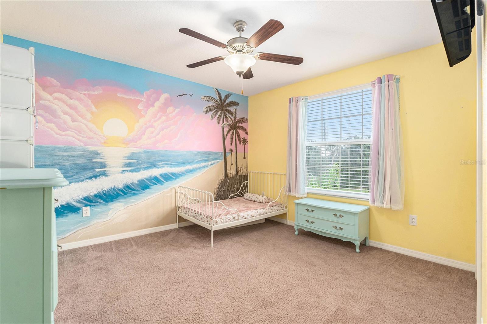 Image 17 of 46 For 13728 Newport Shores Drive