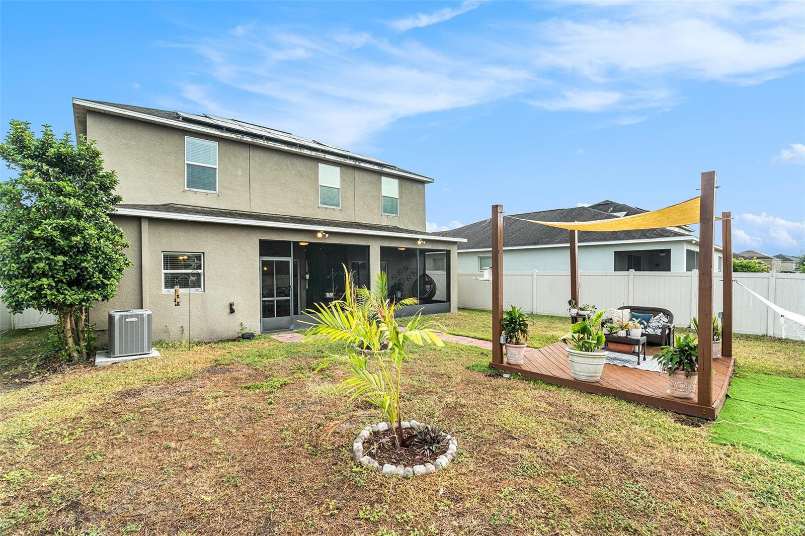 Image 26 of 46 For 13728 Newport Shores Drive