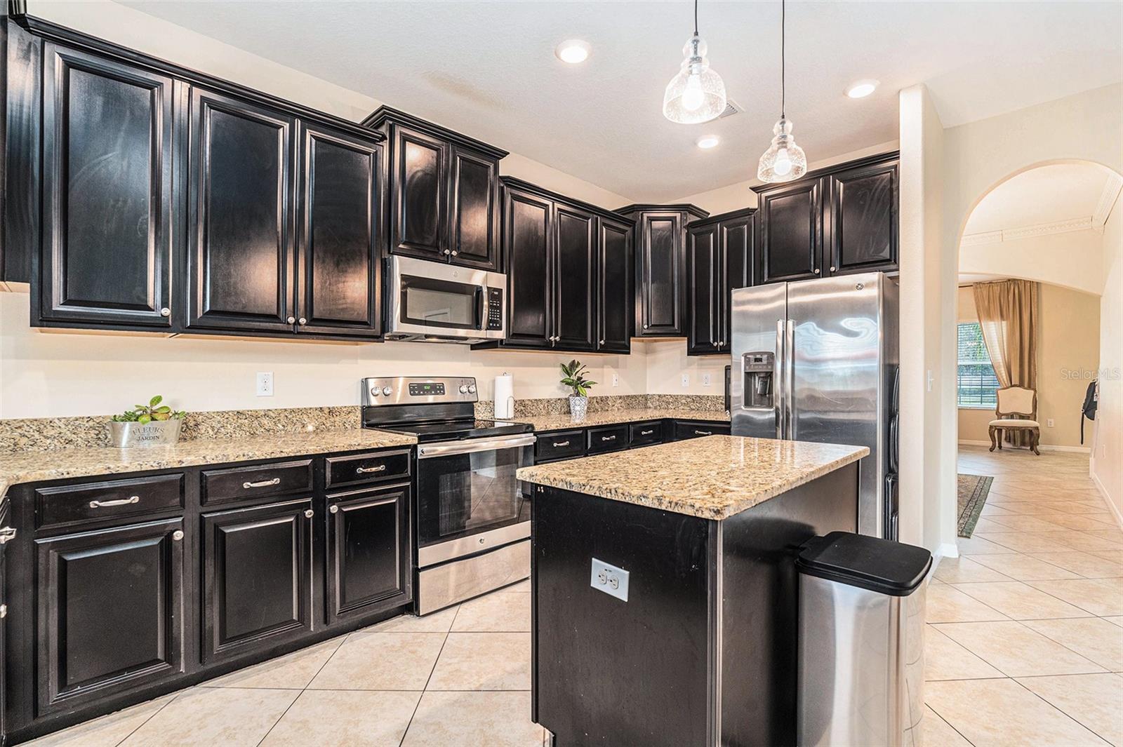 Image 7 of 46 For 13728 Newport Shores Drive